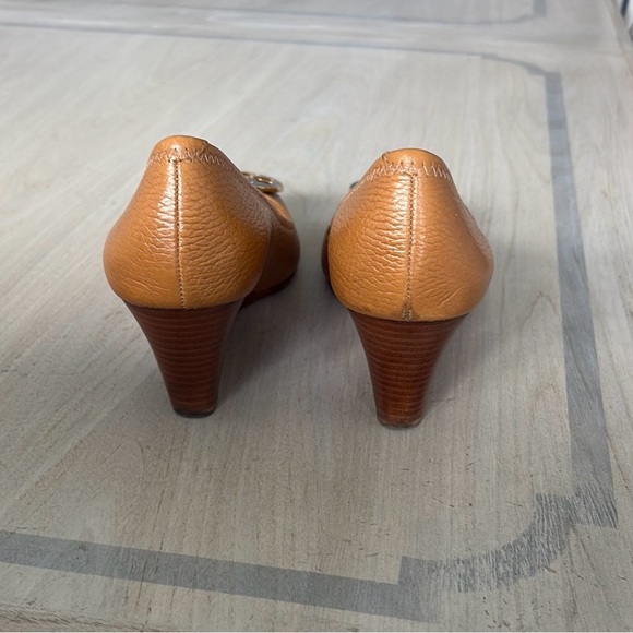 Tory Burch Tan Wedge Peep Toe Shoes - Excellent Condition - Picture 4 of 7